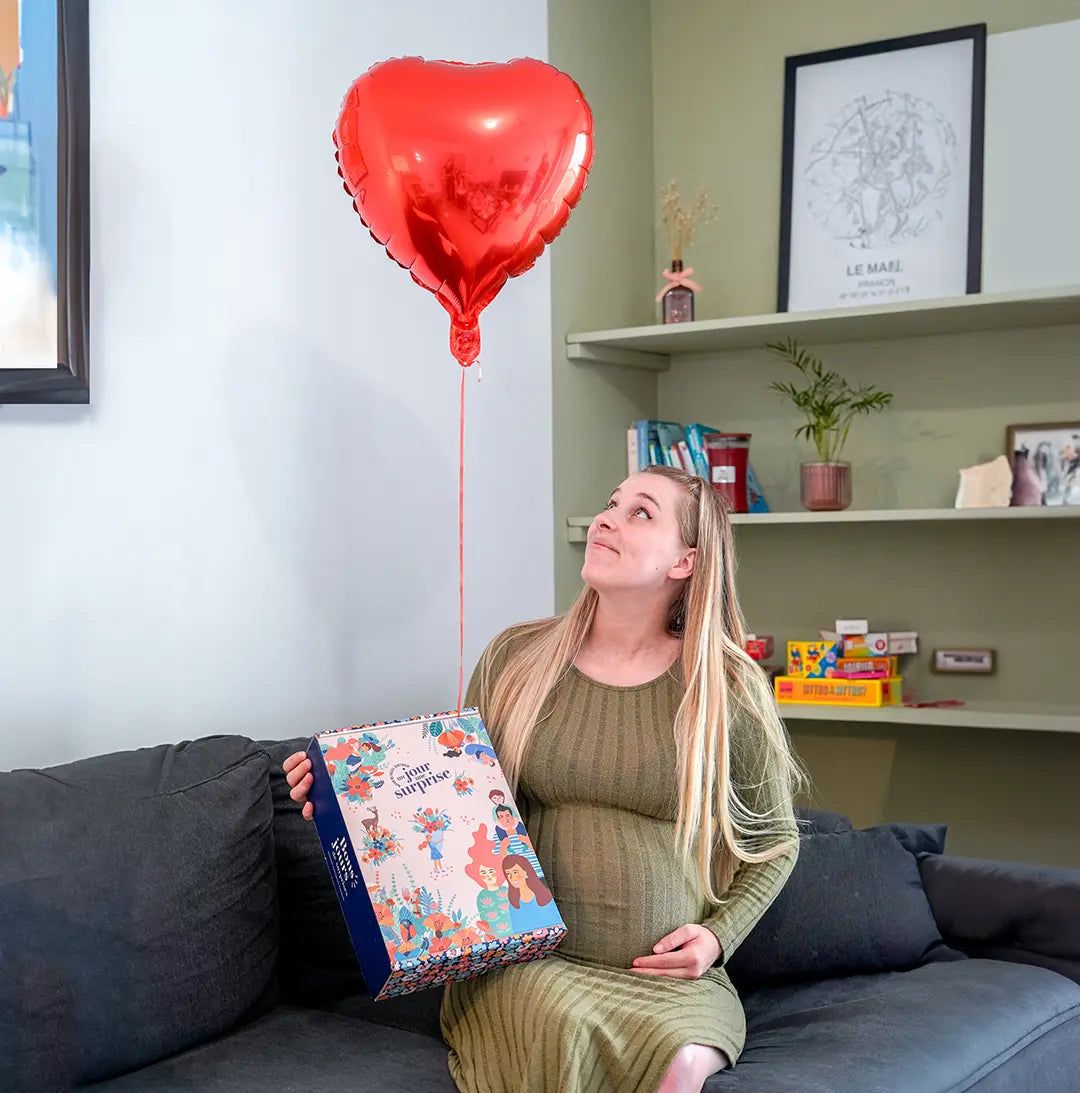 Cadeau annonce grossesse : idées originales pour surprendre vos proches