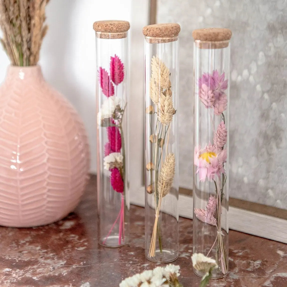 1 Tube de fleurs séchées aléatoire
