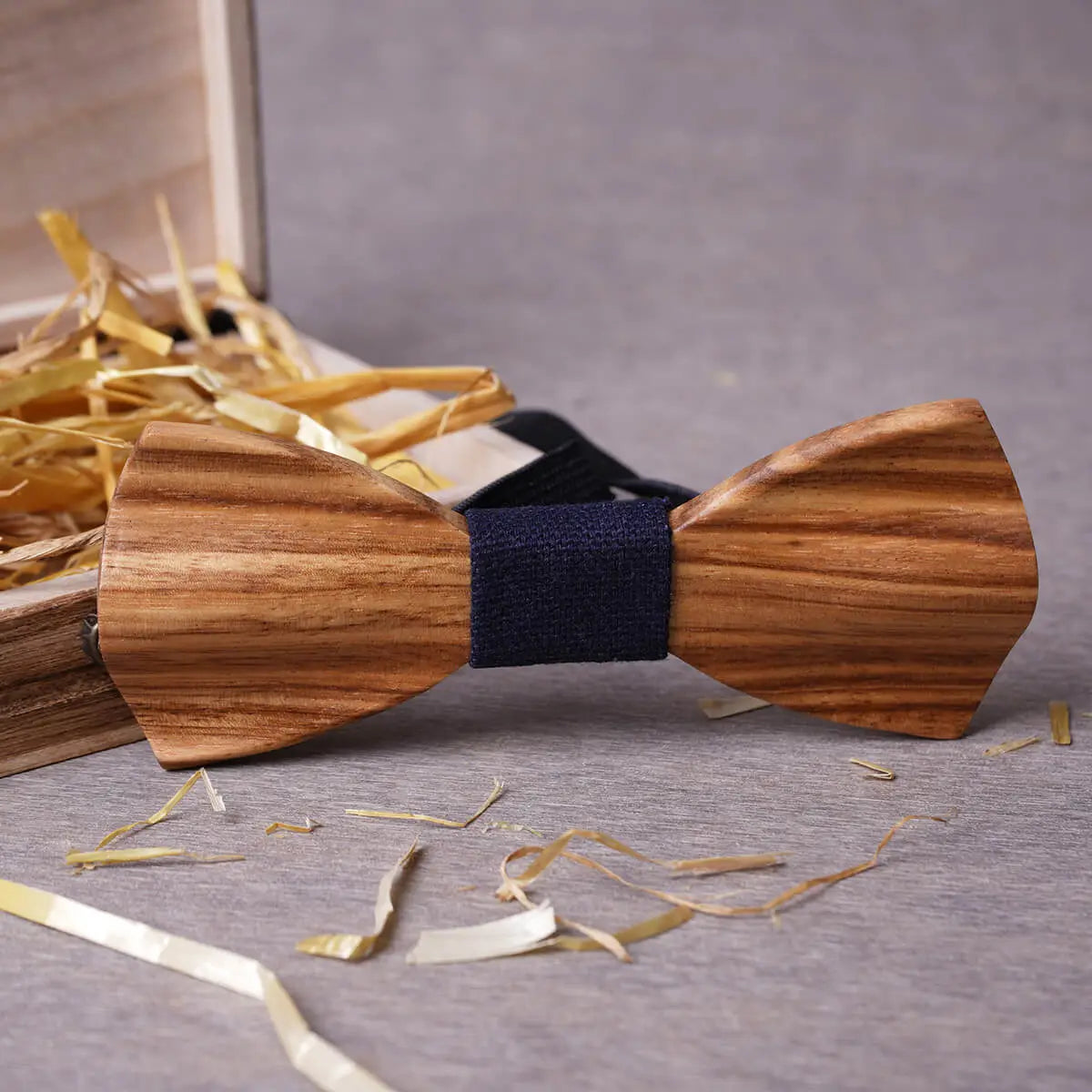 Nœud papillon en bois