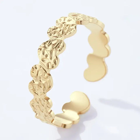 Bague acier inoxydable à rangée de cœurs