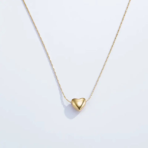Collier fin avec cœur en acier inoxydable