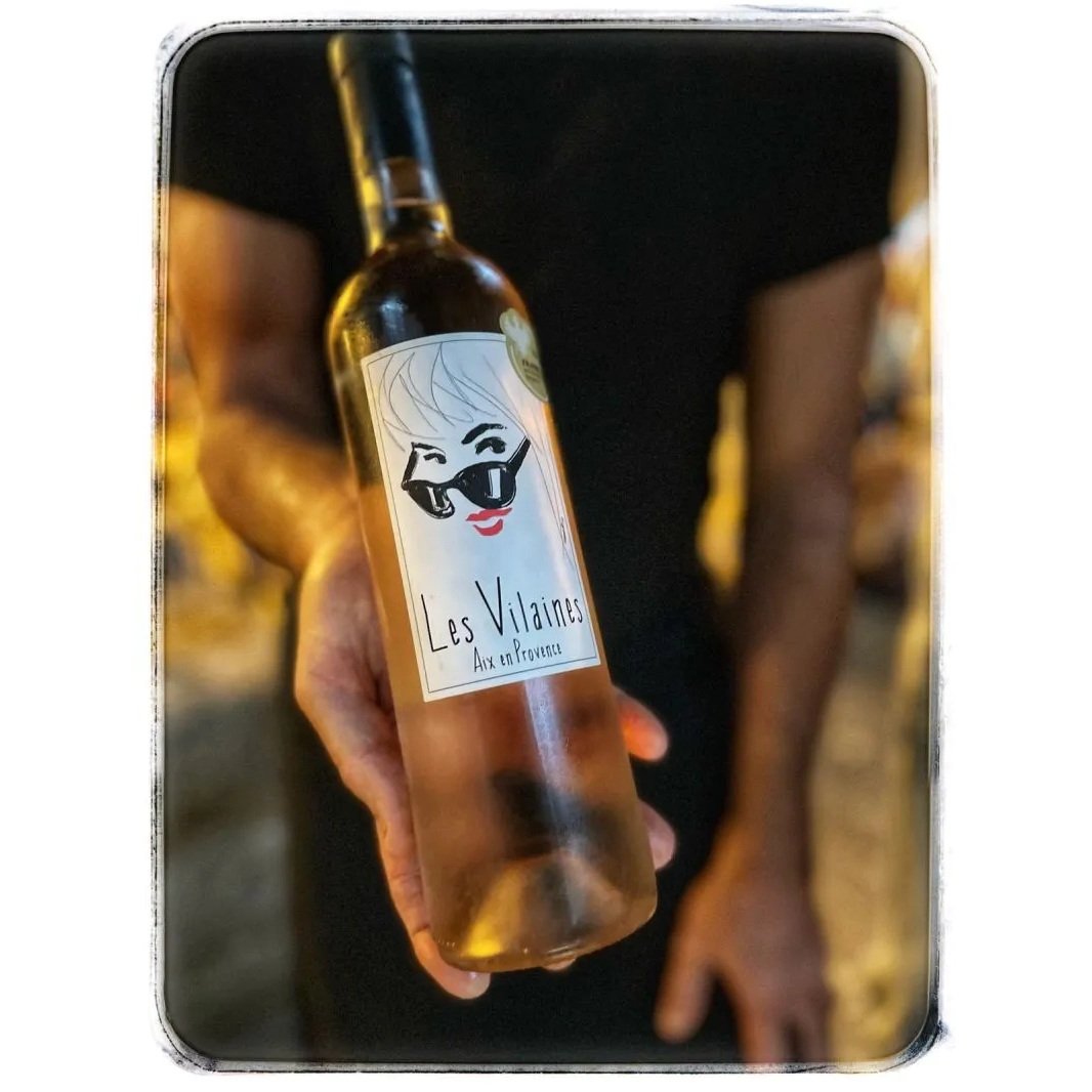 Bouteille de vin les vilaines - rosé coteaux d'Aix en Provence